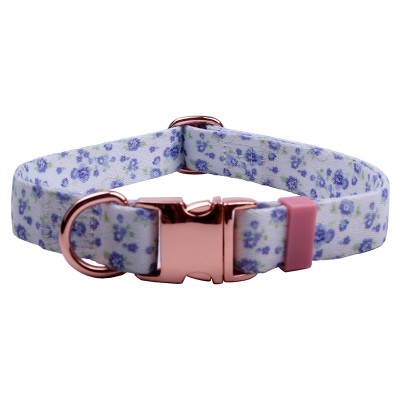 Floral design pattern with heat transfer printed dog collars